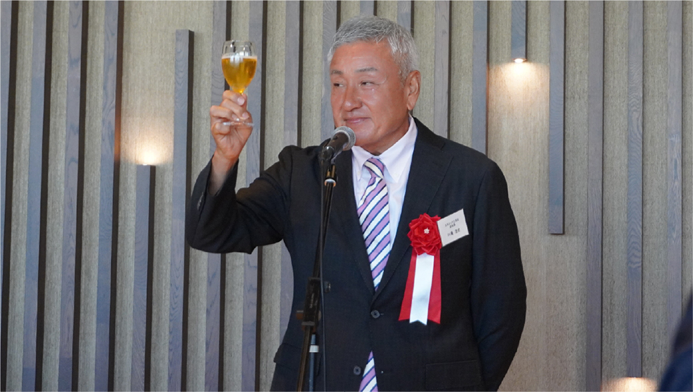 川邉氏